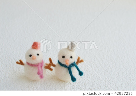 毛氈的雪人 42937255