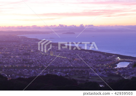 Shonan Plain Sunrise Shonan Plain Sunrise 42939503