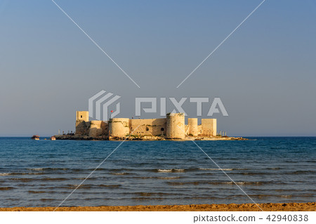 Maiden's castle, Kiz Kalesi in Mersin Turkey 42940838