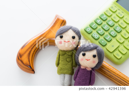 一位大四學生 一位大四學生 42941396