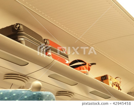 Carry back on the bullet train shelf Carry back on the bullet train shelf 42945458
