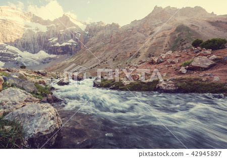 Fann mountains 42945897