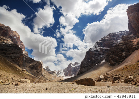 Fann mountains Fann mountains 42945911