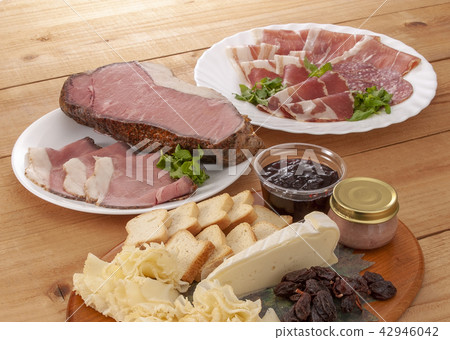 奶酪和火腿 奶酪和火腿 42946042