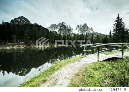 Tre Cimes di Lavaredo and Antorno Lake, Italy 42947249
