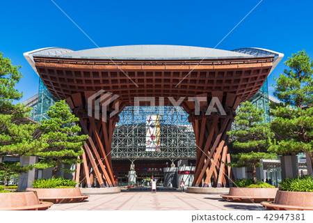 Kanazawa station Hikomon 42947381