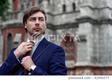 I should be there in time. I should be there in time. 42948377