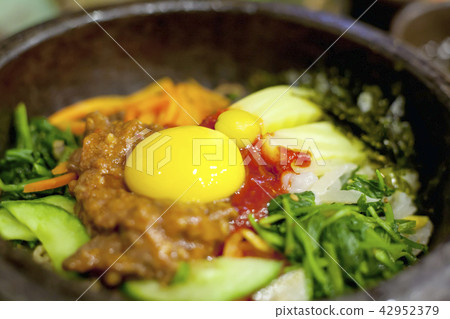 Bibimbap, Korean food 42952379