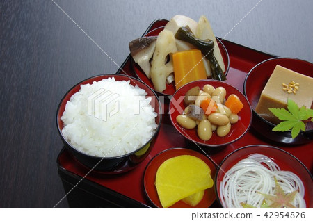 Spiritual ceremonial meal serving serving meal 42954826
