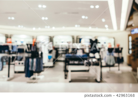 Abstract blur and defocused shopping mall Abstract blur and defocused shopping mall 42963168