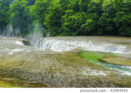 Fubuzi waterfall and water smoke 42964405