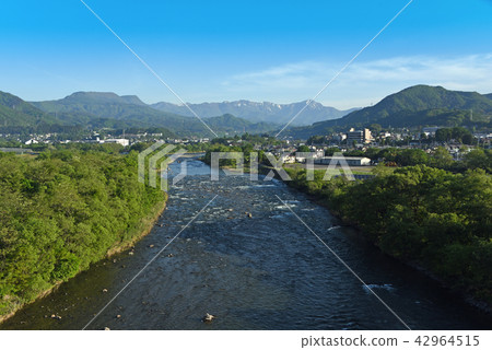 View of Tonegawa Tanigawadake Omine mountain's mountain mountain from Tsukiyono Ohashi Gunma prefecture 42964515