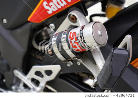 Honda CBR 250 R model limited to 600 models in 2013 Model Repsol Color Limited Car World's First Combined ABS Installation Honda CBR 250 R model limited to 600 models in 2013 Model Repsol Color Limited Car World's First Combined ABS Installation 42964721