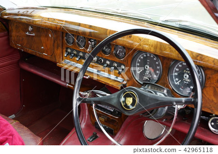 1965年JAGUAR Jaguar S-3.8 3.8豪華車，帶來優雅的光澤 42965118