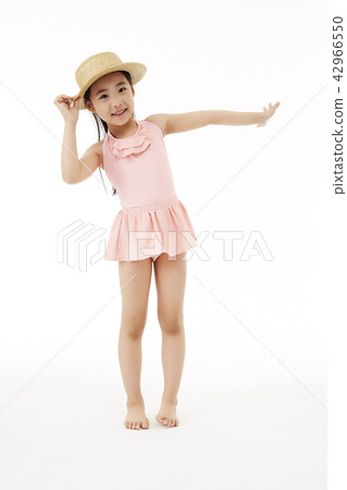 Water Play, Children 42966550