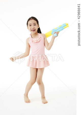 Water Play, Children 42966641