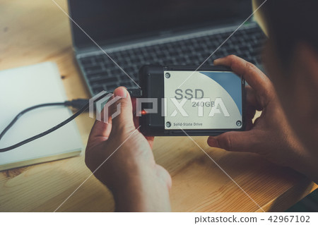 SSD and Laptop,solid state drive  42967102