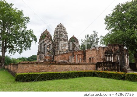 Wat Si Sawai Sukhothai Historical Park Thailand. Wat Si Sawai Sukhothai Historical Park Thailand. 42967759
