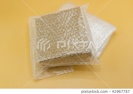 bubble wrap, for protection product cracked bubble wrap, for protection product cracked 42967787