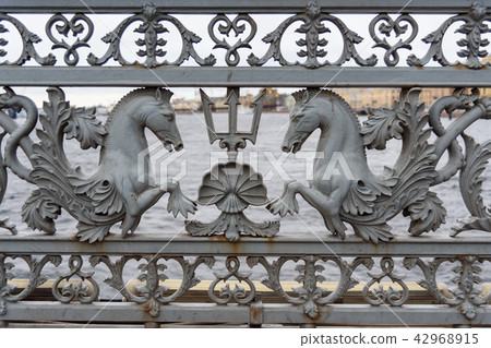 Fragment fencing of Annunciation Bridge Fragment fencing of Annunciation Bridge 42968915