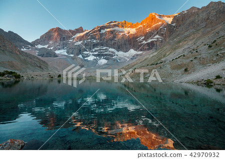 Fann mountains lake 42970932