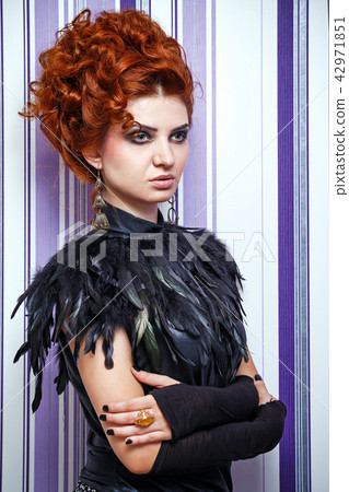 Red-haired lady 42971851