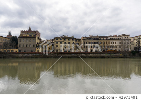 Scenery near Ponte Vecchio Scenery near Ponte Vecchio 42973491