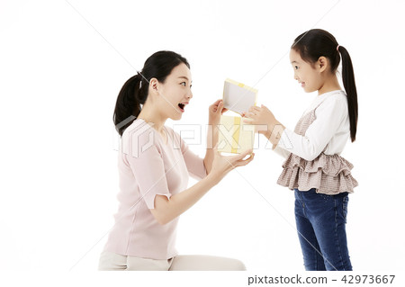 Mom, Daughter, Family 42973667