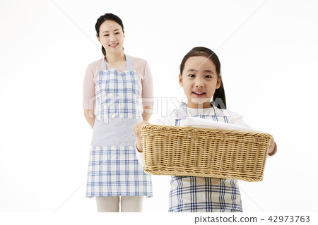 家庭 家人 家族 42973763