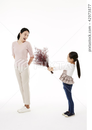 媽媽,女兒,家庭 媽媽,女兒,家庭 42973877