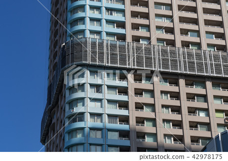Mansion repair work 42978175