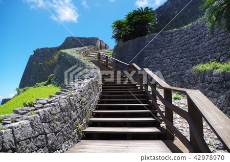 Stairs to Katsuren Castle Stairs to Katsuren Castle 42978970