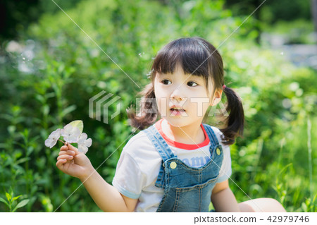 自然和女人的孩子 自然和女人的孩子 42979746