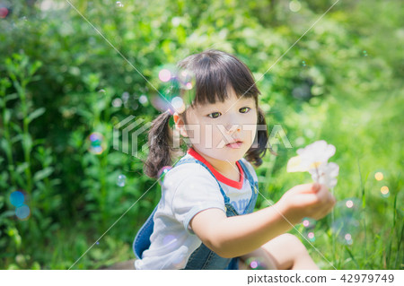 自然和女人的孩子 42979749