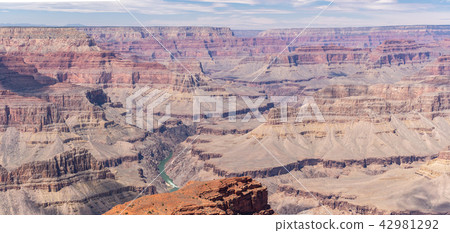 South rim of Grand Canyon South rim of Grand Canyon 42981292