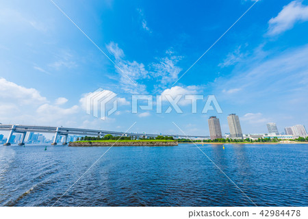 Odaiba's coastline Odaiba's coastline 42984478