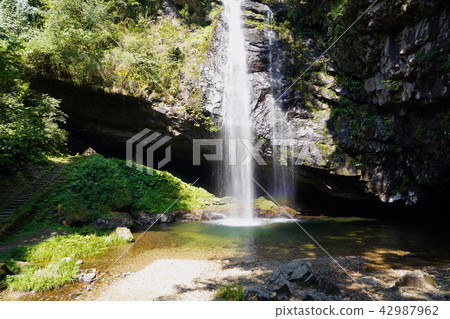 Yongfeng Falls (Crown Crowded) Male Falls August 42987962