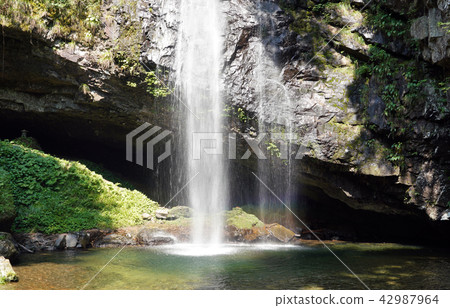 Yongfeng Falls (Crown Crowded) Male Falls August Yongfeng Falls (Crown Crowded) Male Falls August 42987964