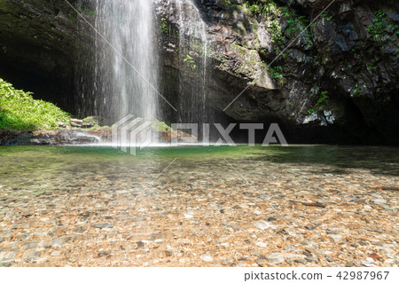 Yongfeng Falls (Crown Crowded) Male Falls August 42987967
