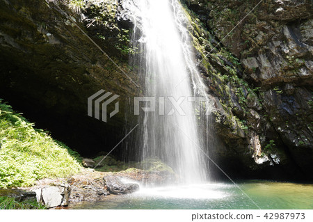 Yongfeng Falls (Crown Crowded) Male Falls August Yongfeng Falls (Crown Crowded) Male Falls August 42987973