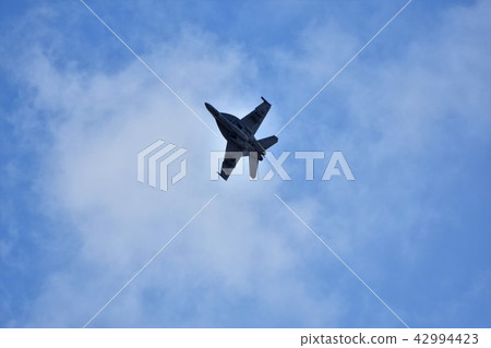 Dancing in the sky Dancing in the sky 42994423