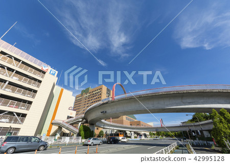 從Minami-Osawa Rondo人行橋看的城市風景 從Minami-Osawa Rondo人行橋看的城市風景 42995128