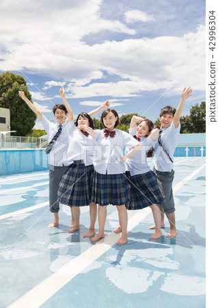 A high school student A high school student 42996304