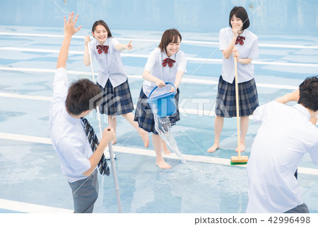 A high school student 42996498