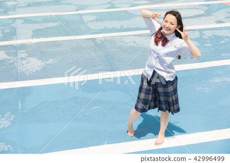 A high school student 42996499