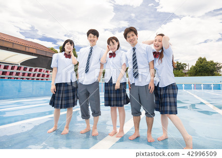 A high school student 42996509