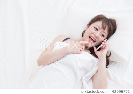 Sleep · women Sleep · women 42996701
