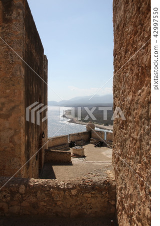 San Pedro de la Loca castle and cannon 42997550