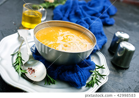 pumpkin soup pumpkin soup 42998583