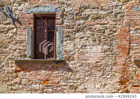 Window on medieval stone Window on medieval stone 42999243